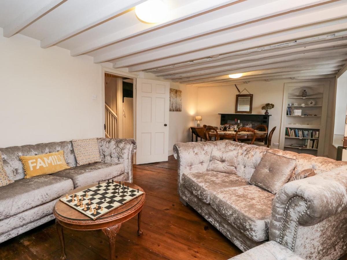 Bridge End Cottage อัลเวอร์สตัน ภายนอก รูปภาพ