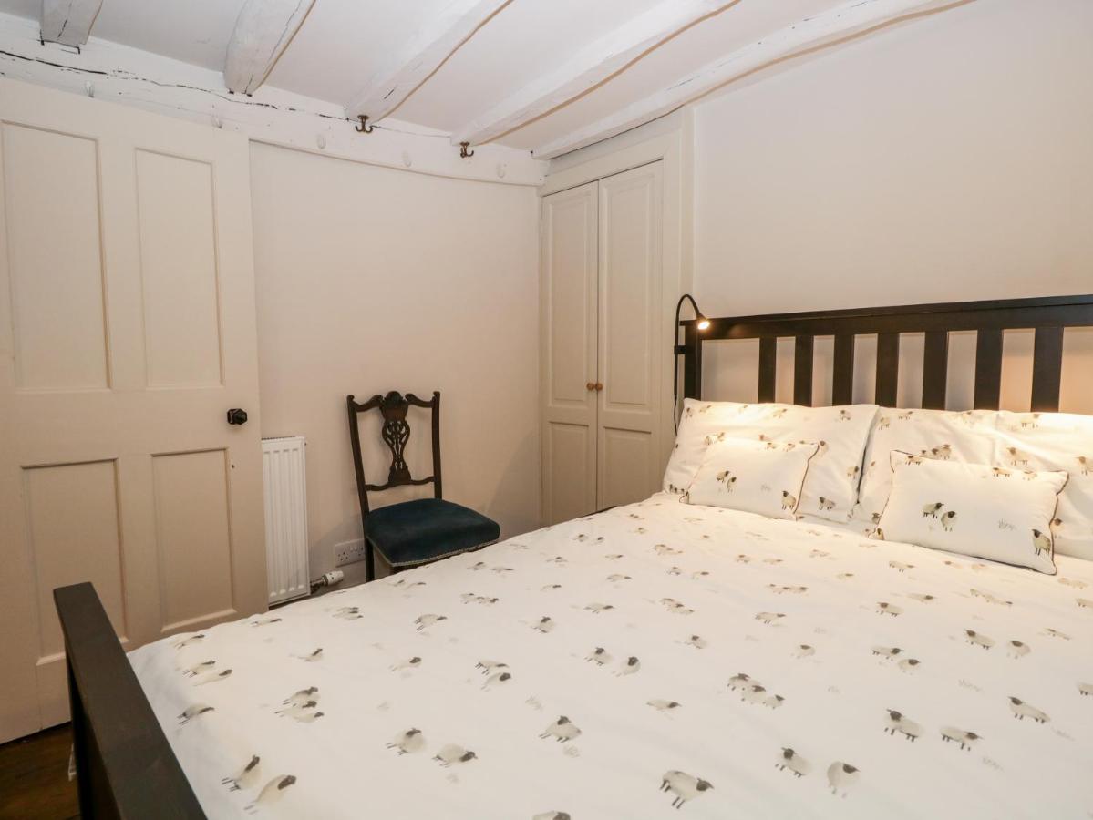 Bridge End Cottage อัลเวอร์สตัน ภายนอก รูปภาพ